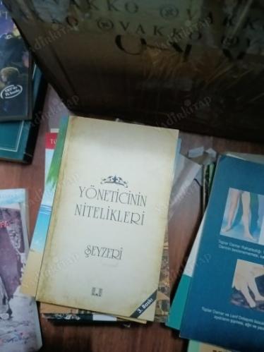 YÖNETİCİNİN NİTELİKLERİ - Erlik Kitap Evi