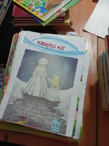 KİBRİTÇİ KIZ