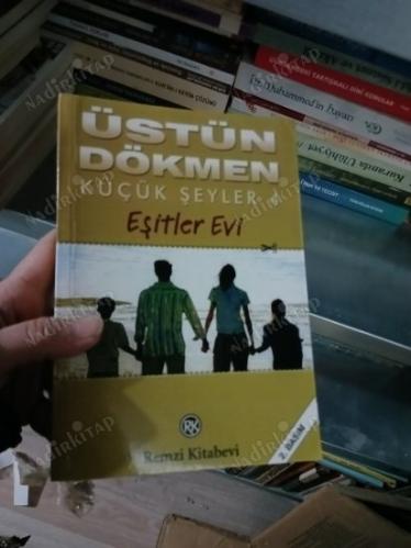 Küçük Şeyler - 4 Eşitler Evi