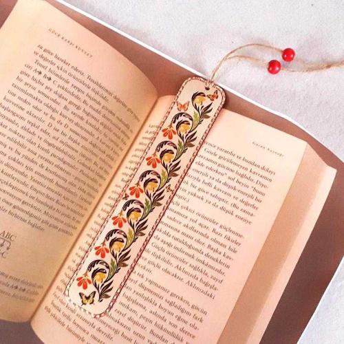 Bakır kitap ayracı, El işçilikli kitap ayracı,tasarım ayraç, Kenarları parlak ışıltılı. Harika bir hediye