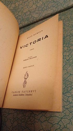 VICTORIA
