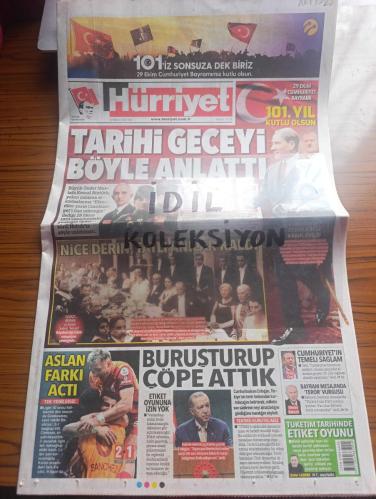 Hürriyet Gazetesi - Turkish Newspaper - 29 Ekim 2024 - 29 Ekim Cumhuriyet Bayramı 101. Yıl kutlu olsun - Cumhuriyet oybirliği ile kabul edildi - büyük Önder Mustafa Kemal Atatürk tarihi geceyi böyle anlattı - yıl 1927 Atatürk ve İsmet İnönü Sovyet büyükelçiliğindeki resepsiyon yemeğinde Fotoğrafı - Yakup Kadri Karaosmanoğlu bir yazısında Atatürk'ün sofrasından hepimizin ruhunda ve dimağında nice derin tatlı ve ibret verici anılar değerli dersler kalmıştır - Vodafone Cumhuriyet Bayramı kutlu olsun tam sayfa Fotoğraflı - çok yaşa Cumhuriyet yazan Ahmet Hakan - Migros Cumhuriyet Bayramı kutlu olsun Atatürk fotoğrafı - Denizbank dünyanın en güzel eseri 101 yaşında - Manisa Büyükşehir Belediye Başkanı Ferdi Zeyrek 29 Ekim Cumhuriyet bayramımız kutlu olsun - Muğla Büyükşehir belediyesi 29 Ekim Cumhuriyet Bayramını düzenlediği etkinliklerle 7'den 70'e coşkuyla kutlayacak - Cumhurbaşkanı Recep Tayyip Erdoğan Anıtkabir'de törenlere katılacak - Her yer gök kırmızı beyaz foto - 29 Ekim 1923