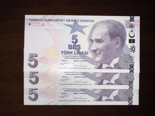 9. EMİSYON 5 TÜRK LİRASI  C 397 040504-040505-040506  3 LÜ SERİ ÇİL TCB 0874