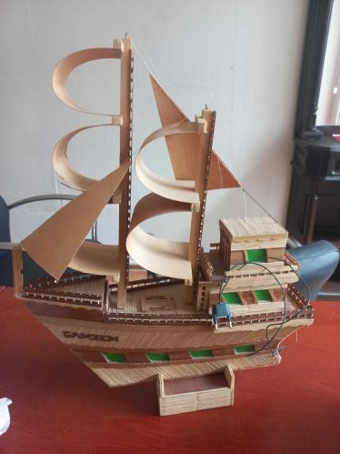 Cezaevi işi ahşapgamzem yazılı el emeği yelkenli gece lambası  yükseklik 60 cm genişlik11 cm  Uzunluk  35 cm