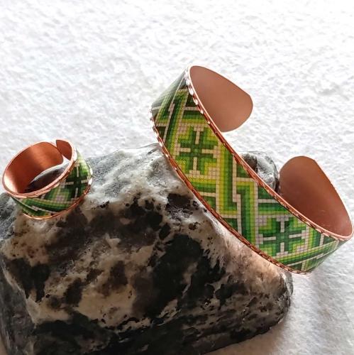 Bakır el işçilikli lüks bilezik ve Yüzük Set - İnce dar model BLZYZK-35 Kelepçe Oval Form .Takı kutusunda gönderilecektir. Fabrikasyon değildir. Lüks kalitedir.