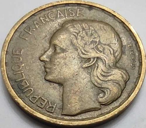 Fransa 1951 10 Frank - Georges Guiraud Tasarımı, Marianne ve Galyalı Horozu Motifli Bronz-Alüminyum Para
