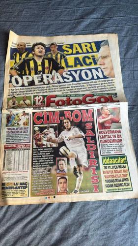 FOTOGOL ONİKİNCİ ADAM SPOR GAZETESİ TURKISH NEWSPAPER - DOĞUM GÜNÜ HEDİYESİ  - TAM TAKIM EKSİKSİZ GAZETE -18 AĞUSTOS 2007-SARI LACİ OPERASYON  - CİM-ROM  - TRABZON, OFTAŞ'I UMUT VE GÖKDENİZ İLE GEÇTİ  - RIZIKOLU MAÇ FENER-ANTEP  - KOEVERMANS KARTAL'IN DA GÜNDEMİNDE  - SAKAYA GELMEZ  - KORKMAZ'IN İMHA PLANI  - ARTIK KESİNLİKLE SUSMAYACAĞIZ!  - TEL AVİV AVCISI  - AYAK BASTI PARASI TAKIMA DAĞITILACAK  - KAPTAN ÜZÜLMEZ'E DOKUNMA  - KOMUTA ASLAN'DA  - FATH TEKKE ALINARAK HEM GOL SORUNU ÇÖZÜLDÜ HEM DE ZİCO KURTARILDI  - KRALA KARŞILIK KRAL DEDİLER  - APPIAH'I RÖVANŞA YETİŞTİRİN - AFONSO ALVES - FATİH TEKKE - KEVİN KURANYİ - ADNAN SEZGİN - HALDUN ÜSTÜNEL - NURİ ALBAYRAK - BÜLENT KORKMAZ - İSMAİL BATUR - ALİ YALÇIN - ATİLLA BİRLİK - SERKAN ERDOĞAN - SİNAN ENGİN - ERTUĞRUL SAĞLAM - İBRAHİM ÜZÜLMEZ - MATIAS DELGADO - VOLKAN YAMAN - ARDA TURAN - MACT MAXI LOPEZ - FERNANDO MORIENTES - ARTHUR ZICO