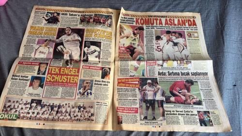 FOTOGOL ONİKİNCİ ADAM SPOR GAZETESİ TURKISH NEWSPAPER - DOĞUM GÜNÜ HEDİYESİ  - TAM TAKIM EKSİKSİZ GAZETE -18 AĞUSTOS 2007-SARI LACİ OPERASYON  - CİM-ROM  - TRABZON, OFTAŞ'I UMUT VE GÖKDENİZ İLE GEÇTİ  - RIZIKOLU MAÇ FENER-ANTEP  - KOEVERMANS KARTAL'IN DA GÜNDEMİNDE  - SAKAYA GELMEZ  - KORKMAZ'IN İMHA PLANI  - ARTIK KESİNLİKLE SUSMAYACAĞIZ!  - TEL AVİV AVCISI  - AYAK BASTI PARASI TAKIMA DAĞITILACAK  - KAPTAN ÜZÜLMEZ'E DOKUNMA  - KOMUTA ASLAN'DA  - FATH TEKKE ALINARAK HEM GOL SORUNU ÇÖZÜLDÜ HEM DE ZİCO KURTARILDI  - KRALA KARŞILIK KRAL DEDİLER  - APPIAH'I RÖVANŞA YETİŞTİRİN - AFONSO ALVES - FATİH TEKKE - KEVİN KURANYİ - ADNAN SEZGİN - HALDUN ÜSTÜNEL - NURİ ALBAYRAK - BÜLENT KORKMAZ - İSMAİL BATUR - ALİ YALÇIN - ATİLLA BİRLİK - SERKAN ERDOĞAN - SİNAN ENGİN - ERTUĞRUL SAĞLAM - İBRAHİM ÜZÜLMEZ - MATIAS DELGADO - VOLKAN YAMAN - ARDA TURAN - MACT MAXI LOPEZ - FERNANDO MORIENTES - ARTHUR ZICO
