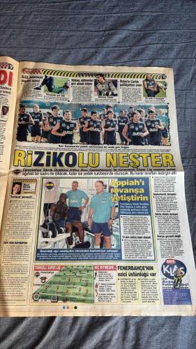 FOTOGOL ONİKİNCİ ADAM SPOR GAZETESİ TURKISH NEWSPAPER - DOĞUM GÜNÜ HEDİYESİ  - TAM TAKIM EKSİKSİZ GAZETE -18 AĞUSTOS 2007-SARI LACİ OPERASYON  - CİM-ROM  - TRABZON, OFTAŞ'I UMUT VE GÖKDENİZ İLE GEÇTİ  - RIZIKOLU MAÇ FENER-ANTEP  - KOEVERMANS KARTAL'IN DA GÜNDEMİNDE  - SAKAYA GELMEZ  - KORKMAZ'IN İMHA PLANI  - ARTIK KESİNLİKLE SUSMAYACAĞIZ!  - TEL AVİV AVCISI  - AYAK BASTI PARASI TAKIMA DAĞITILACAK  - KAPTAN ÜZÜLMEZ'E DOKUNMA  - KOMUTA ASLAN'DA  - FATH TEKKE ALINARAK HEM GOL SORUNU ÇÖZÜLDÜ HEM DE ZİCO KURTARILDI  - KRALA KARŞILIK KRAL DEDİLER  - APPIAH'I RÖVANŞA YETİŞTİRİN - AFONSO ALVES - FATİH TEKKE - KEVİN KURANYİ - ADNAN SEZGİN - HALDUN ÜSTÜNEL - NURİ ALBAYRAK - BÜLENT KORKMAZ - İSMAİL BATUR - ALİ YALÇIN - ATİLLA BİRLİK - SERKAN ERDOĞAN - SİNAN ENGİN - ERTUĞRUL SAĞLAM - İBRAHİM ÜZÜLMEZ - MATIAS DELGADO - VOLKAN YAMAN - ARDA TURAN - MACT MAXI LOPEZ - FERNANDO MORIENTES - ARTHUR ZICO