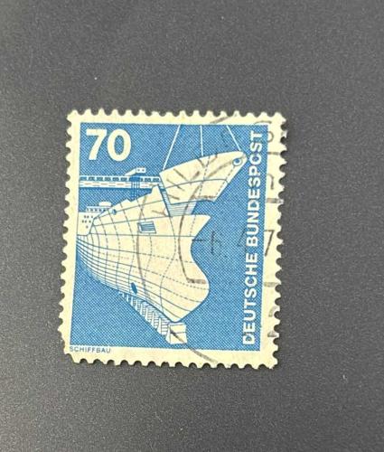 Almanya Pulu - Germany Stamp - Postadan Geçmiş Pul Filateli - Damgalı - GEMİ İNŞAATI TEMALI PUL, 70 PARA - YABANCI PULLAR-NOSTALJİK DOĞUM GÜNÜ HEDİYESİ
