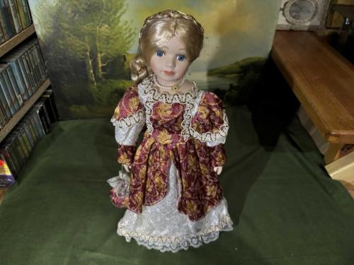 42 cm boyunda Avrupa porselen bebek - dfrh85rtr2345