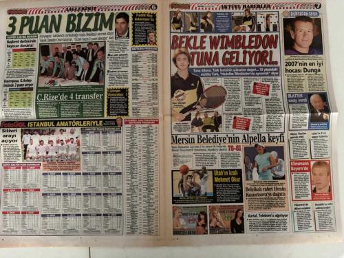 FOTOGOL GAZETESİ - 12 OCAK 2008 CUMARTESİ - TRABZONSPOR'DA SÜPER SOL BEK: CARLOS - BORDO-MAVİLİLER, BREZİLYALI YILDIZIN 11'DEKİ YERİNİ DOLDURMAK İÇİN SEVILLA VE KANOUTE ANALİZİYLE DÜĞMEYE BASTI - MAYIS YOLCUSU: AURELIO - KANARYA'NIN BAŞARILI YILDIZI İSPANYOL DEVİ VALENCIA İLE ANLAŞTI, SEZON SONUNDA VEDA EDİYOR - YATTARA PLANI - BEŞİKTAŞ YÖNETİMİ GİNELİ YILDIZI TÜRK VATANDAŞI YAPARAK KADROYA KATMAK İÇİN GİZLİ GÖRÜŞMELER YÜRÜTÜYOR - KUPADA İLK HEDEF DİSKİ - KARTAL, TÜRKİYE KUPASI'NDA DİYARBAKIR TEMSİLCİSİNE KİLİTLENDİ - SEMİH İMZALIYOR - FENERBAHÇE'NİN NÖBETÇİ GOLCÜSÜ SÖZLEŞMESİNİ UZATIYOR - DENİZ DÖNÜYOR - SAKATLIĞI GEÇEN DENİZ BARIŞ TAKIMLA ÇALIŞMALARA BAŞLADI - MAYIS YOLCUSU - IBRAHIMA YATTARA - MEHMET AURELIO - SEMİH ŞENTÜRK - DENİZ BARIŞ - ROBERTO CARLOS - FILIP HOLOSKO - STEPHEN APPIAH - KLEBERSON - DIATTA - SINAN ENGİN - ERTUĞRUL SAĞLAM - ERSUN YANAL - BÜLENT UYGUN - ZICO - KARL HEINZ FELDKAMP - ADNAN POLAT - AZİZ YILDIRIM - YILDIRIM DEMİRÖREN - MEHMET YILDIZ - UMUT BULUT - GÖKDEN
