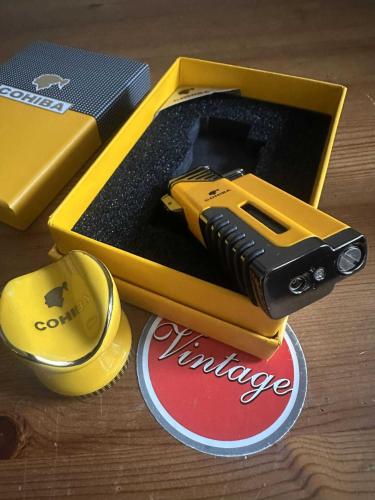 Cohiba 4 Pürmüzlü  jet alevli çakmak...PURO TUTUCU HEDİYELİ