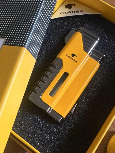 Cohiba 4 Pürmüzlü  jet alevli çakmak...PURO TUTUCU HEDİYELİ