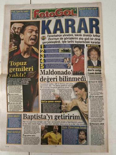 FOTOGOL GAZETESİ - 18 OCAK 2008 CUMA - KARTAL'DAN CİMBOM'A YILIN ÇELMESİ: BOUMSONG - BEŞİKTAŞ, GALATASARAY'IN DA İSTEDİĞİ JUVENTUSLU YILDIZ SAVUNMACIYI BİTİRMEK ÜZERE - RONALDO'DA SON KARAR PAZARTESİ - FENERBAHÇE YÖNETİMİ BREZİLYALI YILDIZ İÇİN MILAN'DAN GELECEK SON HABERİ BEKLİYOR - ASLAN'DA KALE GÜVENDE: ISAKSSON İMZALADI - İSVEÇLİ ELDİVEN RESMEN ASLAN OLDU - TRABZON'DA YATTARA KRİZİ BÜYÜYOR - GİNELİ YILDIZIN RUSYA'YA GİTMEK İSTEMESİ CAMİAYI KARIŞTIRDI - ERSUN YANAL: 