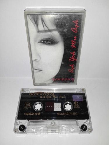 Kaset Bendeniz aşk yok mu aşk albümü. Orijinal 2005 baskı. Sorunsuz çalışıyor. koleksiyonluk