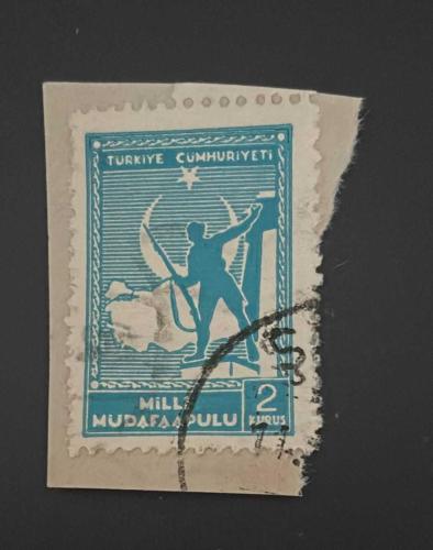 Türk Pulu - Turkish Stamp - Mektup Zarfından Kesilmiş / Postadan Geçmiş Pul Filateli - DAMGALI - MİLLİ MÜDAFAA TEMALI PUL, 2 KURUŞ - Türkiye Cumhuriyeti - NOSTALJİK DOĞUM GÜNÜ HEDİYESİ-