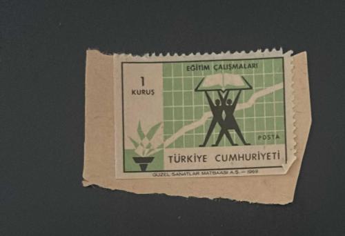 Türk Pulu - Turkish Stamp - Mektup Zarfından Kesilmiş / Postadan Geçmiş Pul Filateli - EĞİTİM ÇALIŞMALARI TEMALI PUL, 1 KURUŞ - Türkiye Cumhuriyeti - NOSTALJİK DOĞUM GÜNÜ HEDİYESİ-