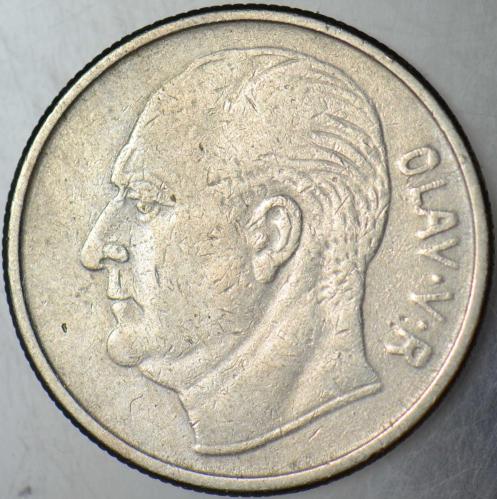 NORVEÇ 1 KRON 1965 KRAL 5. OLAV DÖNEMİ. 25 mm. AT TEMALI.