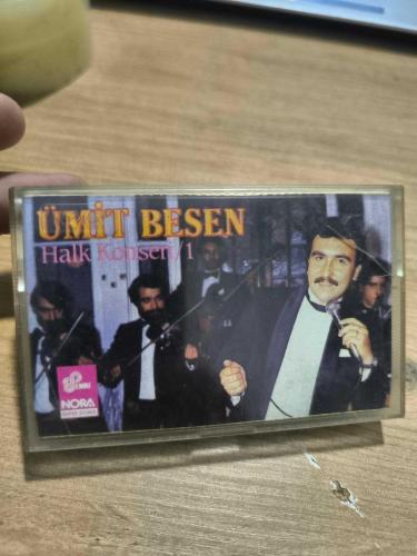 LOT.17 » Ümit Besen Halk Konseri 1 * Kaset