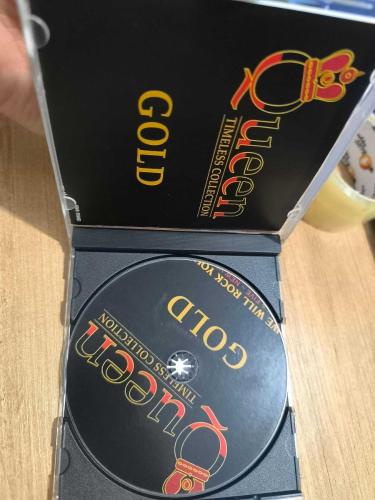Queen Timeless Collection Gold We will rock you CD