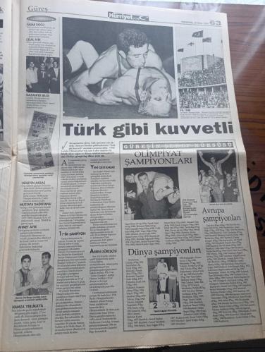 Hürriyet 75. Yıl Gazetesi - Turkish Newspaper - 29 Ekim 1998 - biz altta imzası olanlar Hürriyetimizi 75 yıllık cumhuriyetimize borçluyuz- Doğan Holding Cumhuriyet Bayramı kutlu olsun Atatürk fotoğrafı tam sayfa  - Berlin olimpiyatlarında Celal Atik yine bir tuşa gidiyor  fotoğraf - olimpiyatta ilk madalya Hülya Şenyurt - Naim Süleymanoğlu - Tofaş Fiat Cumhuriyet Bayramı kutlu olsun - cumhuriyet'te ekonominin kilometre taşları - cumhuriyetin ilan edileceği O büyük gece fotoğraf - cumhuriyetle yaşıt sanayicilerimiz İdris Yamantürk Adil Karaağaç Ve Vitali Hakko - devletin dini İslam dini Türkçe - Mustafa Kemal Atatürk ve İsmet İnönü cephedeki gibi sivil yönetimde de hep beraberdiler Fotoğrafı - değişmeyen hedef Avrupa - Atatürk sporda fair play kavramını ortaya atan ilk liderdi - Atatürk'ün bir anısı aylığından kesiniz efendim - ilk bayan yüzücü Leyla Asım Turgut Fotoğrafı - ilk milli maçımız 26 Ekim 1923 Fotoğrafı - Kral Metin Oktay - olimpiyat şampiyonları - Yaşar Doğu - 29 Ekim 1923