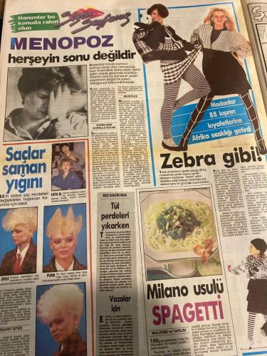 SABAH YILDIZI 2 AKTÜELİTE VE MAGAZİN GAZETESİ - DOĞUM GÜNÜ HEDİYESİ (TURKİSH - NEWSPAPER) - 5 KASIM 1987 - TAM TAKIM 8 SAYFADIR -Sylvester Stallone-Serpil Ürüner-Ceylan-Yılmaz Zafer-Perihan Savaş-Aya İrini-Uğur Utaşoğlu-Mustafa Pakçuoğlu-Mine Pakçuoğlu-Ayhan Oya Spencer-Şirin de Sadıkoğlu-Sema Sany-Yahya-Engin Şeker-Ayşa Örs-Nilüfer Erköse-Banu Kaleçi-İzmirin Basmane semtindeki bir pavyonda çalışan Serpil Ürüner-Bayan Esther Cavoukli-John Esther Cavoukli-Dr. Suha Tüner-Kanuni Sultan Süleyman-Ayten Gökmen-Necila kardeşleri-Neslişah-Monique Duval-Edat Akyol-Teksin Erad-Nevire Şükrü Hilton-Helga Kiesel-Sabah Yıldızı-Rambo, Rocky ile yarışıyor-Benim için erkekler taştan farksız-Kadınlığa adım adım-Karım emin ellerde-Haftanın jet dedikodusu-Karısı değil, sevgilisi kıskanıyor-Yazın beyaz kışın siyah-Gelinler fısıldaştı-Kaynana dinledi-Alman usulü teşhis-Sağlık getiren topaç-Okuyucu mektupları-Sıra 6’ncıda-Temposunu yitirmedi-Huzurlarınızda 3’üncü Rambo-Son derece kibardı-İçini döktü-İç çamaş