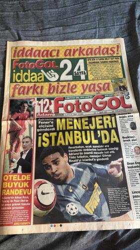 FOTOGOL ONİKİNCİ ADAM SPOR GAZETESİ TURKISH NEWSPAPER - DOĞUM GÜNÜ HEDİYESİ  - TAM TAKIM EKSİKSİZ GAZETE - 14  EYLÜL 2007 -  ADRIANO FENER'E ELÇİSİNİ GÖNDERDİ - OTELDE BÜYÜK RANDEVU - POLAT YİNE ORTALIĞI KARIŞTIRDI - FENERBAHÇE BAŞKANI AZİZ YILDIRIM'LA GÖRÜŞEN RİNALDİ HEMEN HEMEN TÜM KONULARDA ANLAŞMAYA VARDI - NOUMA'DAN SERT CEVAP - ADRIANO ATAK YAPTI - EN KRİTİK KONTROL - McLaren'e BÜYÜK DARBE - FAİK ÇETİNER - SAVAŞ ERTÜRK - MEHMET TARTALE - CANER KORUYUCU - DİNÇER ARSLAN - SERDAR EROĞLU - PASCAL NOUMA - ADRIANO - GILMAR RINALDI - AYDIN PİŞİREN - SİNAN ENGİN - ADNAN POLAT - TUNCAY ŞANLI - HALDUN ÜSTÜNEL - AZİZ YILDIRIM - ROBERTO CARLOS - LINCOLN - KORAY BULUT - ALEX DE SOUZA - KEZMAN - DEIVID - GÖKHAN GÖÇKAYA - BÜŞAH GENÇER - EMRE BELÖZOĞLU - ZOLTAN GERA - APPIAH - ZICO - ARDA - SABRİ - HİLMİ ŞAHİN - BÜLENT YILDIRIM - REYHAN TÜZE - GÖKHAN ÜNAL - GİRAY BULAK - RAFAEL - CANAN BATAN