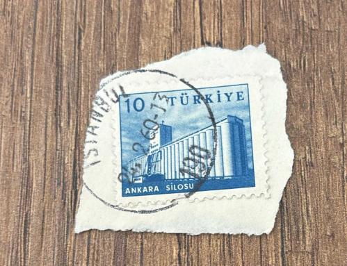 Türk Pulu - Turkish Stamp - Mektup Zarfından Kesilmiş /Postadan Geçmiş Pul Filateli - 1960 Damgalı - ANKARA SİLOSU TEMALI PUL , 10 PARA - Türkiye Cumhuriyeti - NOSTALJİK DOĞUM GÜNÜ HEDİYESİ
