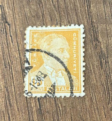 Türk Pulu - Turkish Stamp - Postadan Geçmiş Pul Filateli -1948 Damgalı - ATATÜRK TEMALI PUL , 15 KURUŞ - Türkiye Cumhuriyeti - NOSTALJİK DOĞUM GÜNÜ HEDİYESİ