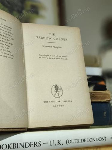 The Narrow Corner - Somerset Maugham : Bez Cilt Koleksiyon
