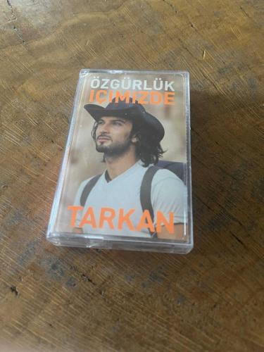 TARKAN - ÖZGÜRLÜK İÇİMİZDE - KASET