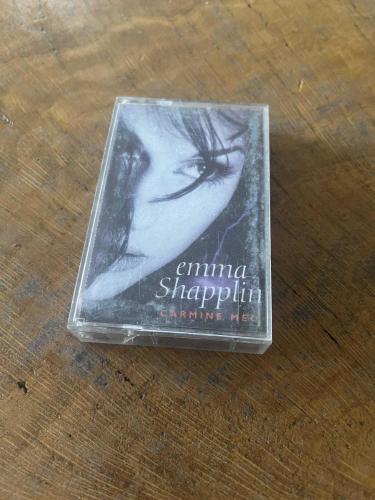 EMMA SHAPPLIN - CARMINE MEO - KASET