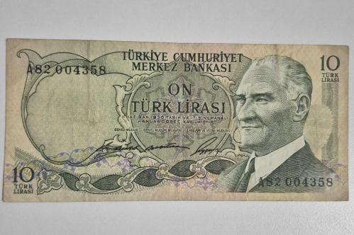 10 Türk Lira 6 Emisyon Değerli *A* Serisi On Türk Lirası