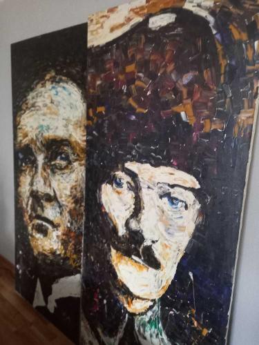 Ünlü İngiliz ressam Ned pamphilon iki Atatürk yağlıboya tablo