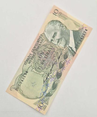 10 Türk Lira 6 Emisyon Değerli *B* Serisi On Türk Lirası