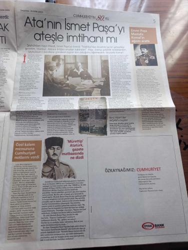 Akşam Cumhuriyet'in 80. Yılı Gazetesi - Turkish Newspaper - 29 ekim 2003  - Atatürk'ün fotoğrafı VomART - en büyük bayram kutlu olsun - işgal altındaki İstanbul'da Cumhuriyetin ilanından 5 yıl önce direniş meşalesini akşam yakmıştı fotoğraflar - İngiliz istihbaratçılar 4 yıl önce ülkesine rapor etti Türkler Cumhuriyet kuracak - Akşamın kurucularından Falih Rıfkı Atay Fotoğrafı - 1922 Ekim'inde bile tapuda Rum kuyruğu - Mustafa Kemal'in sicilinde cumhuriyetçi yazıyordu - Atatürk bir başka sırdaşı Mazhar Müfit Kansu'yla Fotoğrafı - Mustafa Kemal 49 gün önce sırrını Falih Rıfkı Atay'a açtı hükümetin şekli Cumhuriyet olacak - Atatürk cumhuriyeti zemin hazırlamak için hükümet boşluğu yarattı - Müfettip Atatürk gazete matbaasında ne dizdi - Enver Paşa Mustafa Kemal'in ağzını arattı - Atatürk'ün İsmet inönü'yü ateşle imtihanı mı - ABD gazetesinin 20 Ekim 1923 tarihli Atatürk özel eki Fotoğrafı - Mustafa kemal'den Avusturya gazetesine dünyayı sarsan açıklama - 29 Ekim 1923