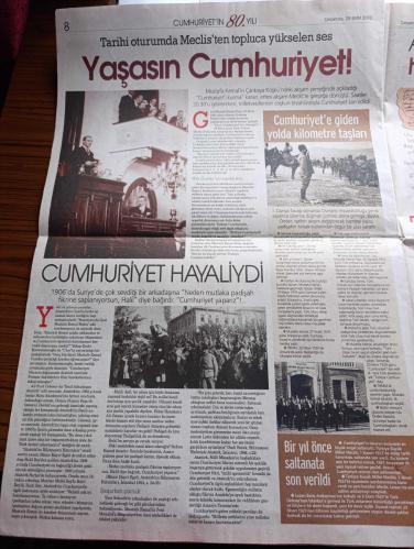 Akşam Cumhuriyet'in 80. Yılı Gazetesi - Turkish Newspaper - 29 ekim 2003  - Atatürk'ün fotoğrafı VomART - en büyük bayram kutlu olsun - işgal altındaki İstanbul'da Cumhuriyetin ilanından 5 yıl önce direniş meşalesini akşam yakmıştı fotoğraflar - İngiliz istihbaratçılar 4 yıl önce ülkesine rapor etti Türkler Cumhuriyet kuracak - Akşamın kurucularından Falih Rıfkı Atay Fotoğrafı - 1922 Ekim'inde bile tapuda Rum kuyruğu - Mustafa Kemal'in sicilinde cumhuriyetçi yazıyordu - Atatürk bir başka sırdaşı Mazhar Müfit Kansu'yla Fotoğrafı - Mustafa Kemal 49 gün önce sırrını Falih Rıfkı Atay'a açtı hükümetin şekli Cumhuriyet olacak - Atatürk cumhuriyeti zemin hazırlamak için hükümet boşluğu yarattı - Müfettip Atatürk gazete matbaasında ne dizdi - Enver Paşa Mustafa Kemal'in ağzını arattı - Atatürk'ün İsmet inönü'yü ateşle imtihanı mı - ABD gazetesinin 20 Ekim 1923 tarihli Atatürk özel eki Fotoğrafı - Mustafa kemal'den Avusturya gazetesine dünyayı sarsan açıklama - 29 Ekim 1923