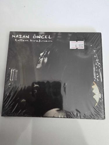 NAZAN ÖNCEL TUTTUM BIRAKMAM CD AMBALAJINDA