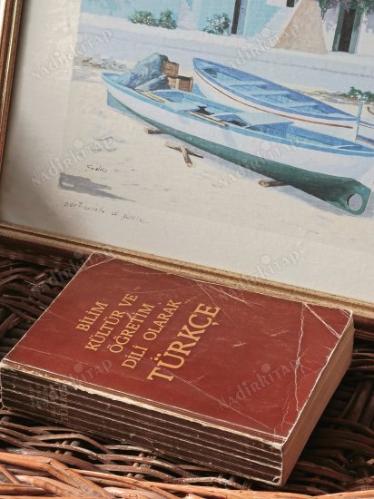 Bilim, Kültür ve Öğretim Dili Olarak Türkçe