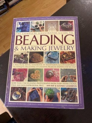 BEADING& MAKING JEWELRY
