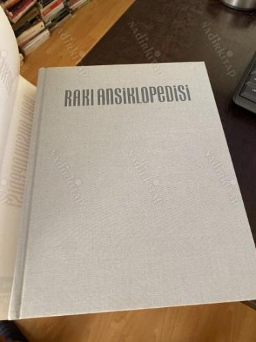 RAKI ANSİKLOPEDİSİ - 500 YILDIR SÜREN MUHABBETİN MİRASI - (BÜYÜK BOY - CİLTLİ)