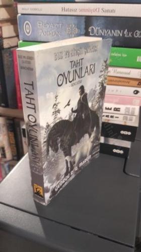 Taht Oyunları : Buz ve Ateşin Şarkısı 2. Kitap