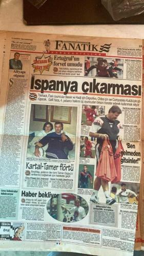 FANATİK SPOR GAZETESİ - TURKISH NEWSPAPER - DOĞUM GÜNÜ HEDİYESİ  - EKSİKSİZ TAM TAKIM GAZETE - 13 HAZİRAN 1998 CUMARTESİ - SAYI: 937 - MARC RIEPER - DUGARRY - ISSA - HENRY - AZİZ YILDIRIM - JOACHIM LÖW - SALOU - HELMUT KOHL - SABIN ILIE - TOLUNAY - FATİH TERİM - ABDULLAH - ROBERTO BAGGIO - CESARE MALDINI - RONALDO - JURGEN KLINSMANN - NJANKA - ROGER MILLA - OWEN - SHEARER - GERÇEK SPOR GAZETESİ - FANATİK - BU VATAN HEPİMİZİN - SUUDİ ARABİSTAN 0-1 DANİMARKA - FRANSA 3-0 GÜNEY AFRİKA - PARAGUAY 0-0 BULGARİSTAN - LÖW İLE ŞAMPİYONUZ - KANARYA’NIN ALMAN HOCASI GELDİ - SABIN ILIE VALENCIA’DA - ANTALYA’DA TATİLİN TADI BAŞKA - ABDULLAH ÖFKE KUSTU - FENER’DE GENEL KURUL GÜNÜ - TOLUNAY’DAN TERİM’E BÜYÜK ÖVGÜ - HALK KAHRAMANI SALAS - BAGGIO’DAN SEVGİLERLE - HOROZ FARKLI ÖTTÜ - RONALDO’YA AİLE MORALİ - KLINSMANN ABD YOLCUSU - FRANSA EZDİ GEÇTİ - FIFA BİLETE EL KOYDU - ADA’NIN GENÇ KRALI NJANKA - OWEN FORMAYI İSTEDİ - SHEARER’İN VELİATI OWEN - GALATASARAY - FENERBAHÇE - BEŞİKTAŞ - TRABZONSPOR - KAS