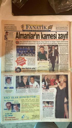 FANATİK SPOR GAZETESİ - TURKISH NEWSPAPER - DOĞUM GÜNÜ HEDİYESİ  - EKSİKSİZ TAM TAKIM GAZETE - 18 HAZİRAN 1998 PERŞEMBE - SAYI: 942 - CAN UYGUC - DI BIAGGIO - VIERI - FILIPESCU - AZİZ YILDIRIM - TOSHACK - FATİH TERİM - RONALDO - BEBETO - DUNGA - RIVALDO - LEONARDO - EDMUNDO - GLENN HODDLE - PAUL SCHOLES - ALAN SHEARER - GERÇEK SPOR GAZETESİ - FANATİK - BU VATAN HEPİMİZİN - AVUSTURYA’DAN ŞİLİ’YE AYNI VALS - İTALYA GALİBİYETİ YAKALADI - BREZİLYA HEM SAMBA HEM SKOR - FİLIPESCU SOCIEDAD YOLUNDA - FENER’İN LADY’Sİ - TOSHACK TAKİPTE - OKTAY MAHKEMEYİ KAYBETTİ - TRABZONSPOR’DA TATİL BİTTİ - İRAN KUPADAN ÇEKİLMİYOR - HEM SAMBA HEM SKOR - RONALDO ATTI ATTIRDI - ZAGALLO’DAN DOĞRU SEÇİM - BAİANO BİLDİĞİNİZ GİBİ - HODDLE İLACINI BULDU - SHEARER ROMANYA’YA BİLENİYOR - YENİ GAZZA: SCHOLES - KARABORSA PATLADI - ROMANYA’DAN BASINA TEPKİ - TOULOUSE’TA HUZURSUZLUK - BREZİLYA 3-0 FAS - İTALYA 3-0 KAMERUN - AVUSTURYA 1-1 ŞİLİ - İNGİLTERE 2-0 TUNUS - GALATASARAY - FENERBAHÇE - BEŞİKTAŞ - TRABZONSPOR - REAL