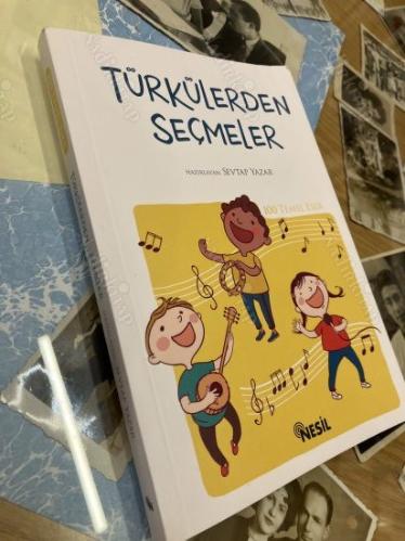 Türkülerden Seçmeler - 100 Temel Eser