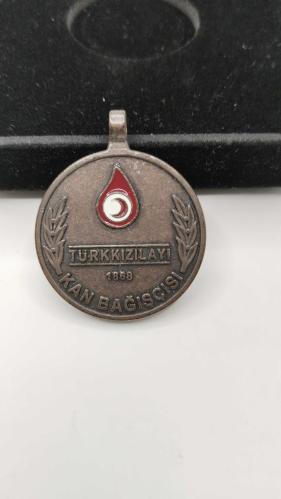 MADALYA, KIZILAY IN DÜZENLİ KAN BAĞIŞÇISI KUTUSUNDA MİNELİ BRONZ MADALYASI 320