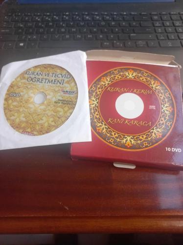 KURAN-I KERİM KANİ KARACA 10 ADET DVD ALBÜM. KONDİSYON YÜKSEK. Ve kur'an ve tevcid  öğretmeni