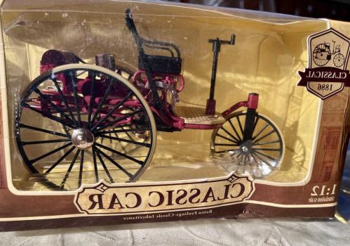 Dünyanın ilk otomobili 1886 model araba koleksiyon