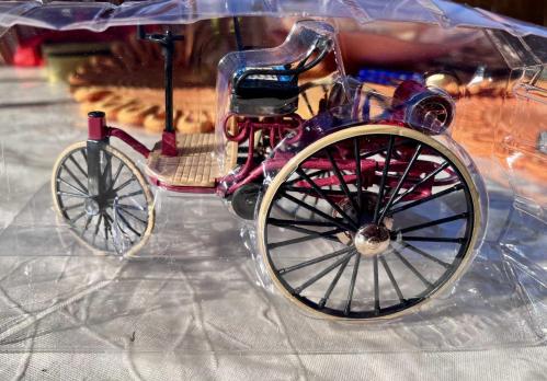 Dünyanın ilk otomobili 1886 model araba koleksiyon